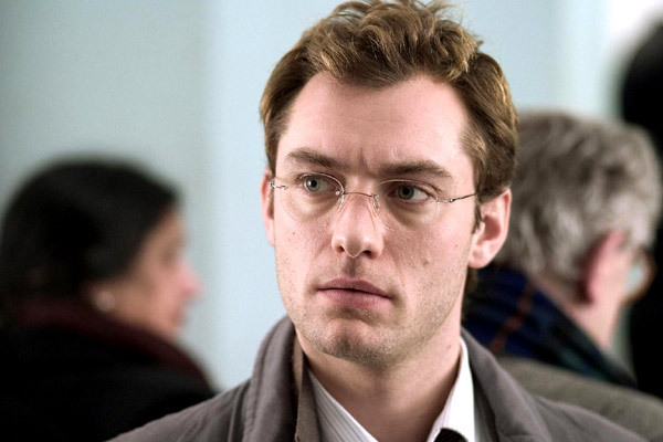 Jude Law y Diego Luna se suman a la nueva película de Woody Allen