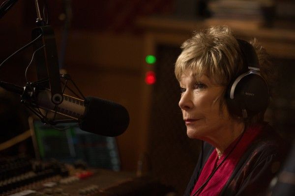 Shirley MacLaine apoya a la Santa Claus femenina de Walt Disney