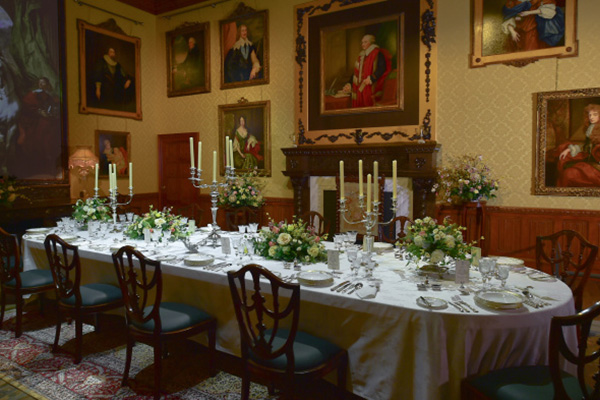 New York abre una lujosa exposición dedicada a “Downton Abbey”