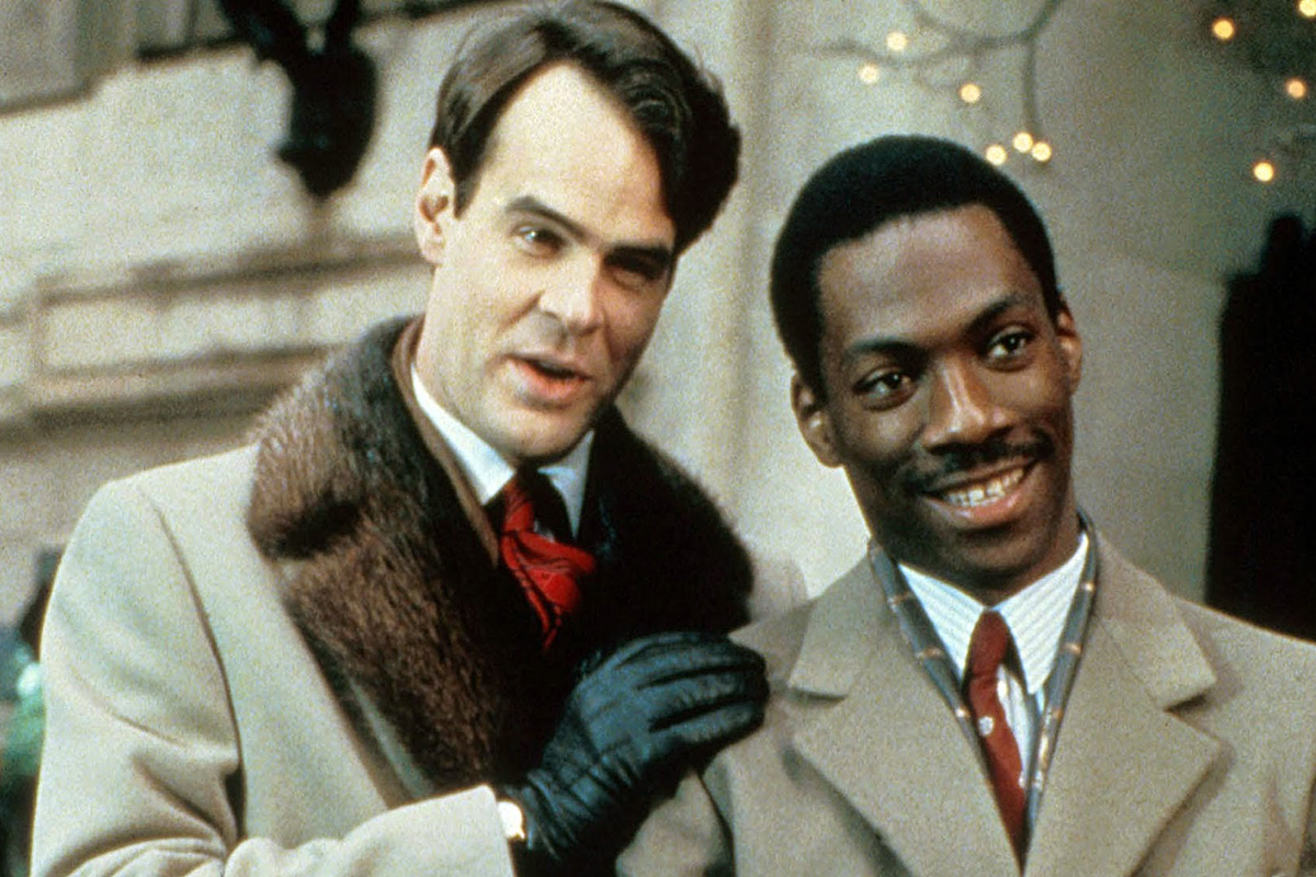 Dan Aykroyd se arrepiente de pintarse la cara de negro en "Entre pillos anda el juego" hace 40 años