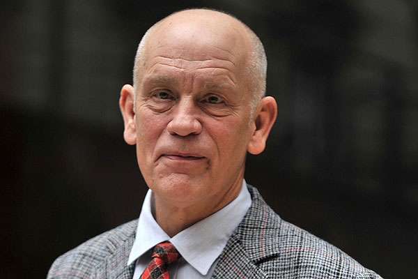 John Malkovich multiatareado en grandes producciones
