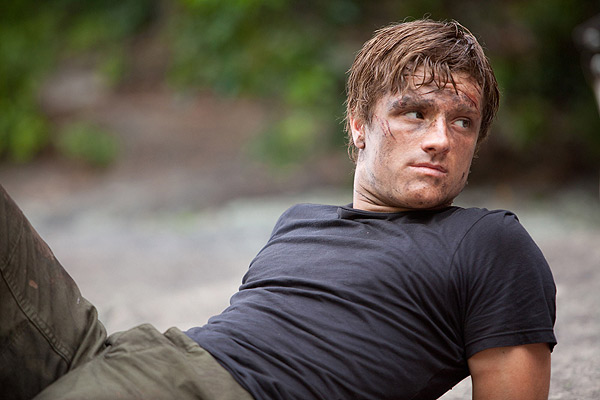 Kaya Scodelario y Josh Hutcherson, los nuevos Romeo y Julieta arropados por Helen Hunt