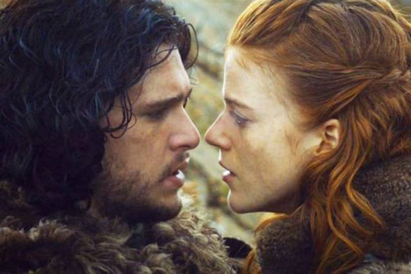 Kit Harington y Rose Leslie, de “Juego de tronos”, anuncian su compromiso en el Times