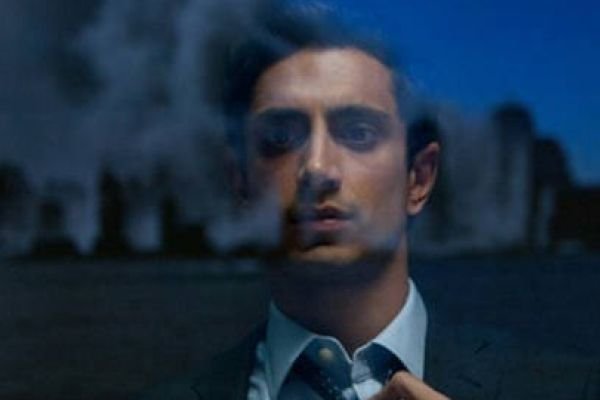 Ser o no ser: Riz Ahmed duda si hacer de Hamlet para Netflix