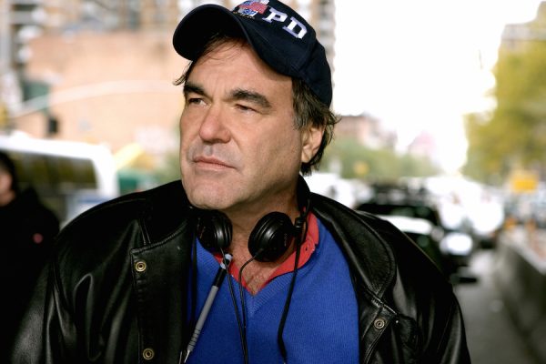 Oliver Stone se niega a condenar a Harvey Weinstein y asegura que “no es fácil por lo que está pasando”
