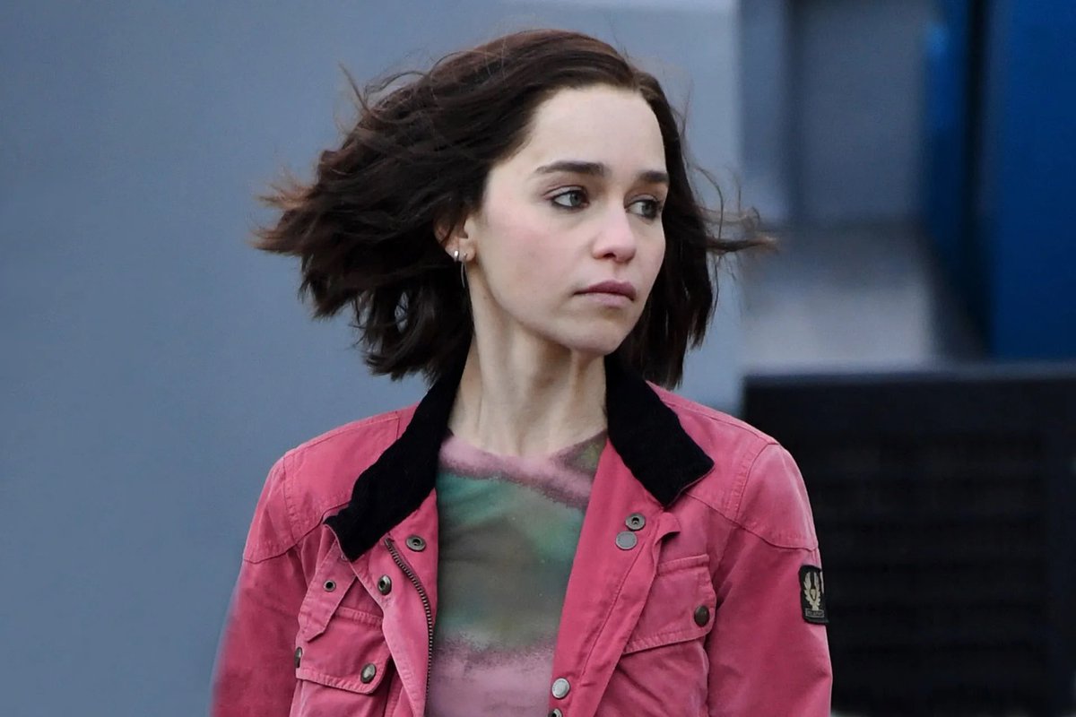 Emilia Clarke, Invasión Secreta