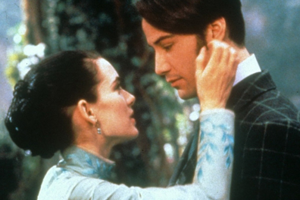 Keanu Reeves y Winona Ryder se reúnen como invitados a una boda