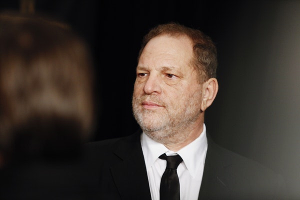 Harvey Weinstein será acusado de violación y se entregará a la policía, según el New York Times