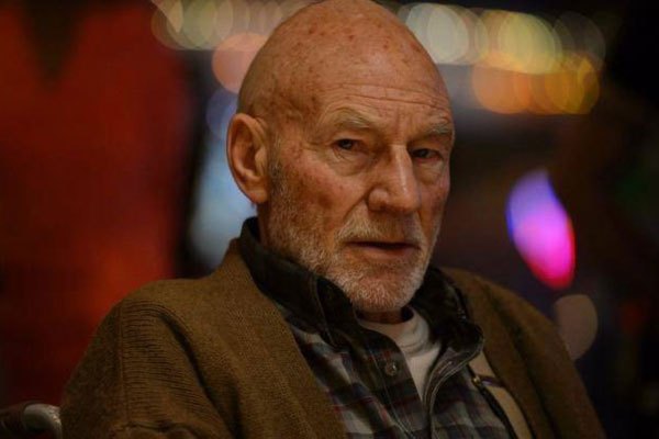 Patrick Stewart será Bosley en la nueva versión de los ángeles de Charlie