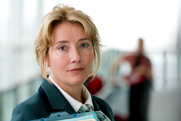 Emma Thompson y John Lithgow, en un programa televisivo nocturno