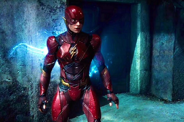 Los guionistas de “Spider-Man: Homecoming” dirigirán a Ezra Miller en el film en solitario de Flash