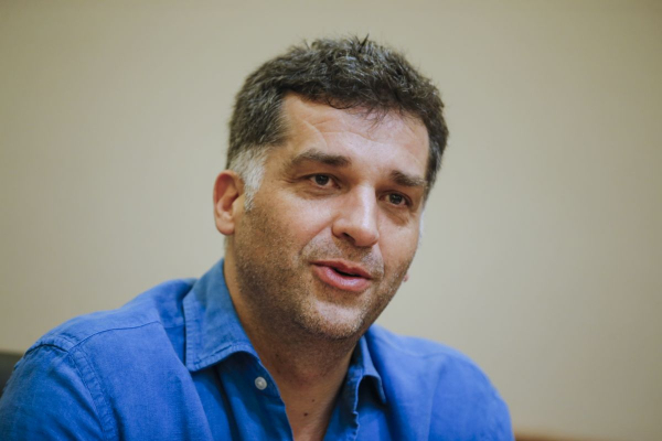 Danis Tanovic hará una miniserie para HBO en tierra de Zagreb