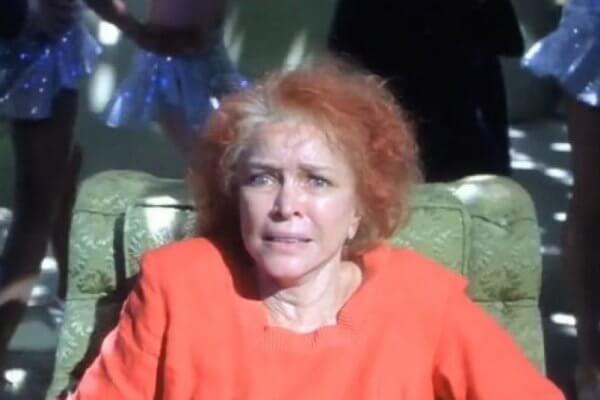 Ellen Burstyn y James Caan protagonizarán una comedia en un residencial para la tercera edad