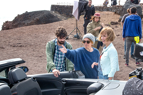 Ingrid García Jonsson intenta impedir un enlace