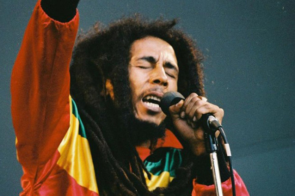 Ziggy Marley producirá una película sobre su padre, el mítico Bob Marley