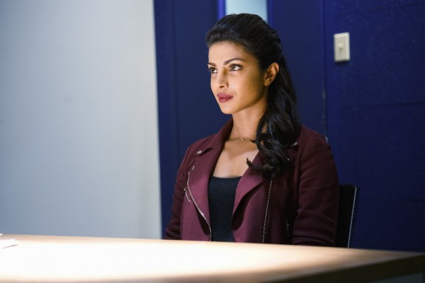 Priyanka Chopra, obligada a disculparse por una trama de “Quantico” ofensiva para sus compatriotas indios