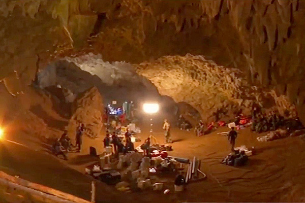 Netflix se apunta a coproducir una serie sobre el rescate de los niños de la cueva en Tailandia
