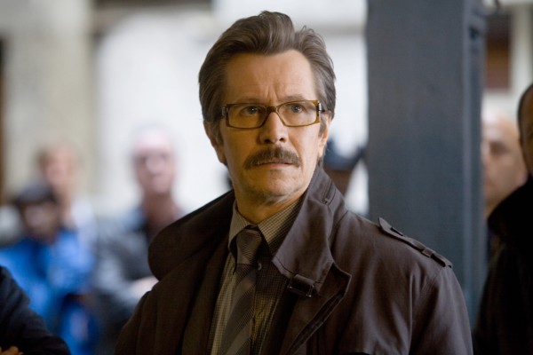 Gary Oldman y Olga Kurylenko, juntos en una película de acción