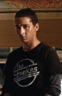Monaghan y LaBeouf se convierten en asesinos