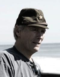 Clint Eastwood podría dirigir un film sobre Mandela