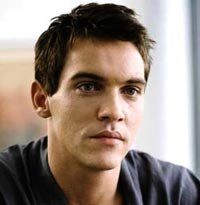 Jonathan Rhys Meyers en una de miedo