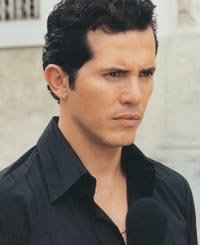 Leguizamo director