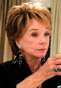 Shirley MacLaine tiene nuevo libro