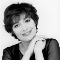 Assumpta Serna produce el debut como director de Omar Shariff