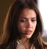 Jessica Alba vuelve a ser invisible