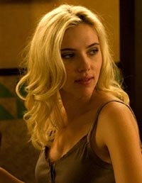 Scarlett Johansson visita Ruanda