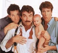 Vuelve “Tres hombres y un bebé” versión “Mamma mia!”