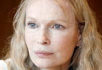 Una hija de Mia Farrow fallece