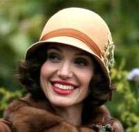 Angelina Jolie magnicida