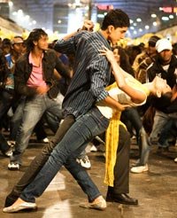 Slumdog da el salto a la política