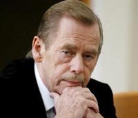 Vaclav Havel debuta como director