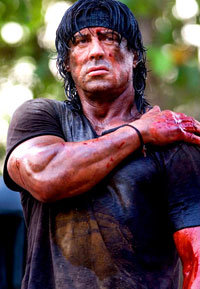 Sylvester Stallone saca músculo