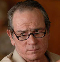 Tommy Lee Jones podría dirigir a Matthew McConaughey