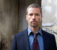 Guy Pearce se incorpora a film sobre vigilantes callejeros
