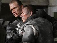 Jean-Claude Van Damme vuelve a ser un soldado universal