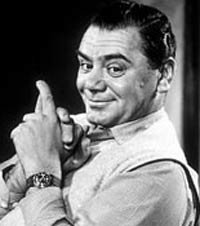 Ernest Borgnine interpretará a un agente del FBI