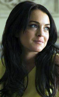 Otro brazalete para Lindsay Lohan