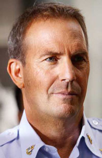 El vende inventos Kevin Costner