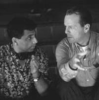 En ocasiones veo muertos a M. Night Shyamalan y a Bruce Willis