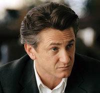 Sean Penn encarnará a un famoso surfista