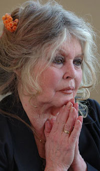 Brigitte Bardot llama maleducada a Bruni