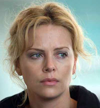 Charlize Theron persigue a su ex