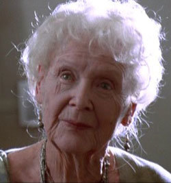 Muere Gloria Stuart, la anciana Rose de "Titanic"