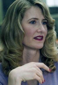 Laura Dern y familia a por las tres estrellas