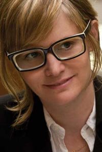 Jennifer Jason Leigh pide el divorcio