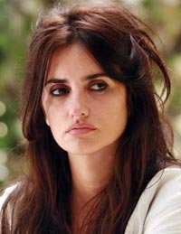 Penélope Cruz vuelve al diseño de moda